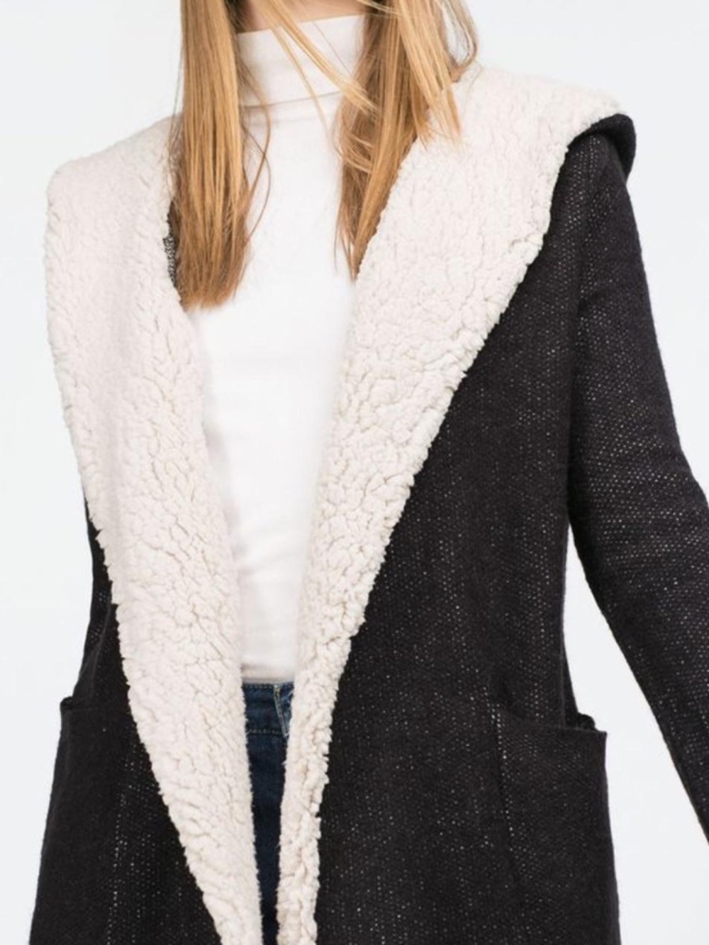 Zara Women's Black and Navy Cardigan